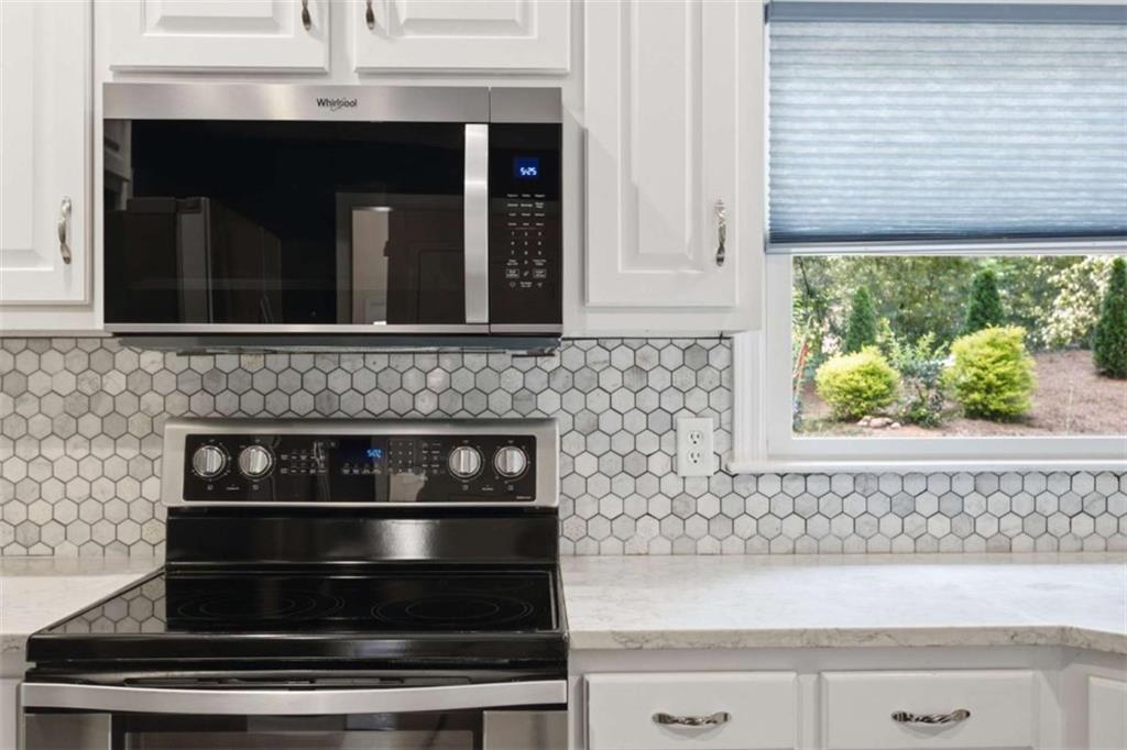 2084 York River Way Property Photo 16
