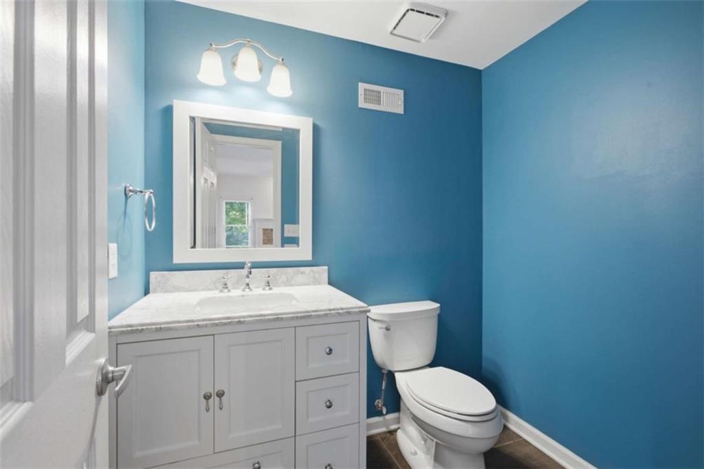 2084 York River Way Property Photo 24