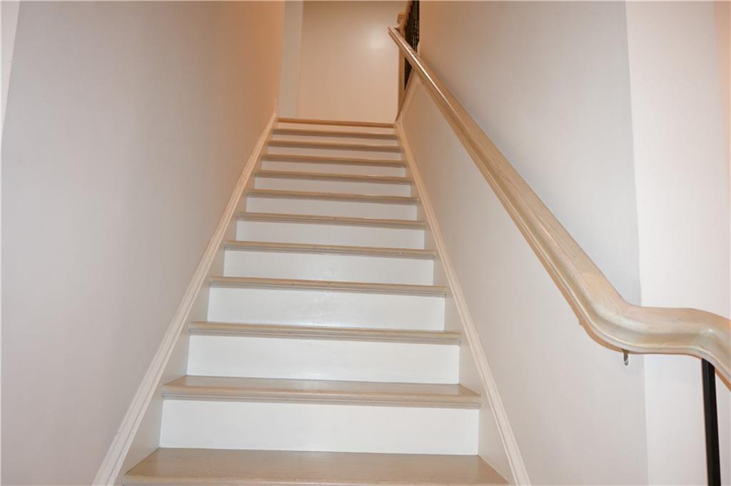 1758 Glenview Park Circle Ne Property Photo 16