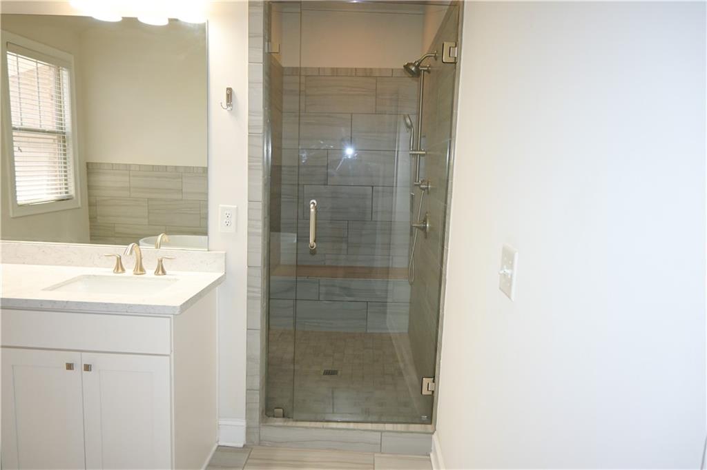 1758 Glenview Park Circle Ne Property Photo 20