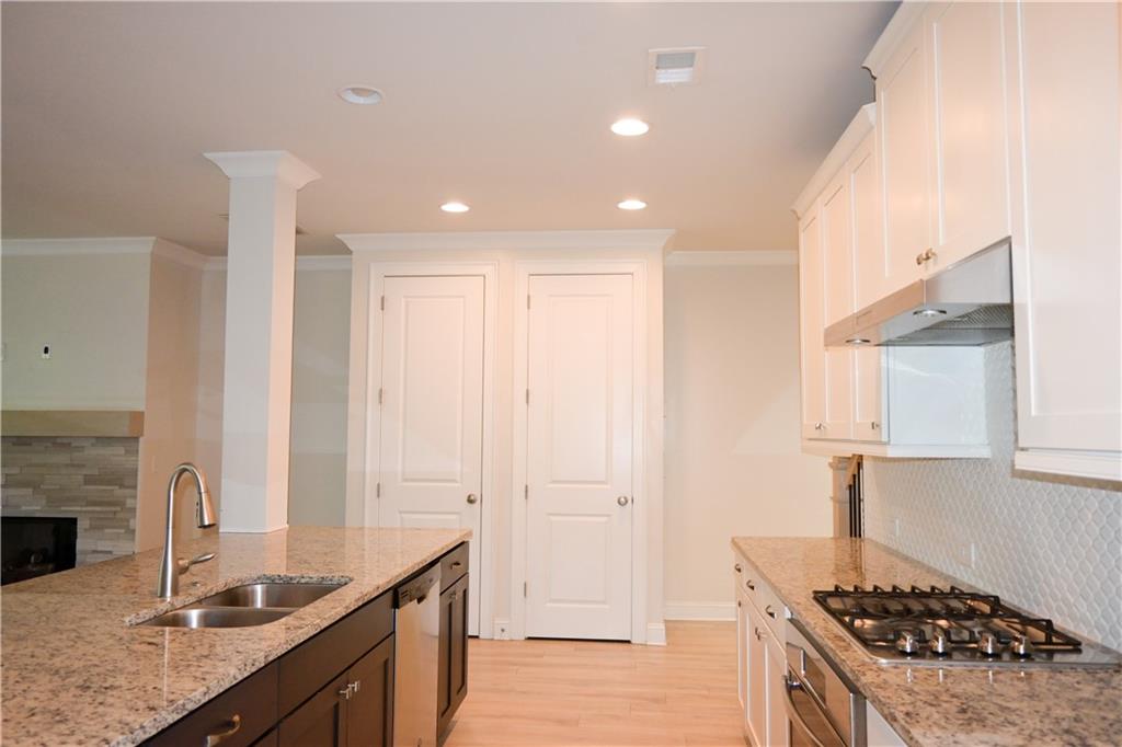 1758 Glenview Park Circle Ne Property Photo 36