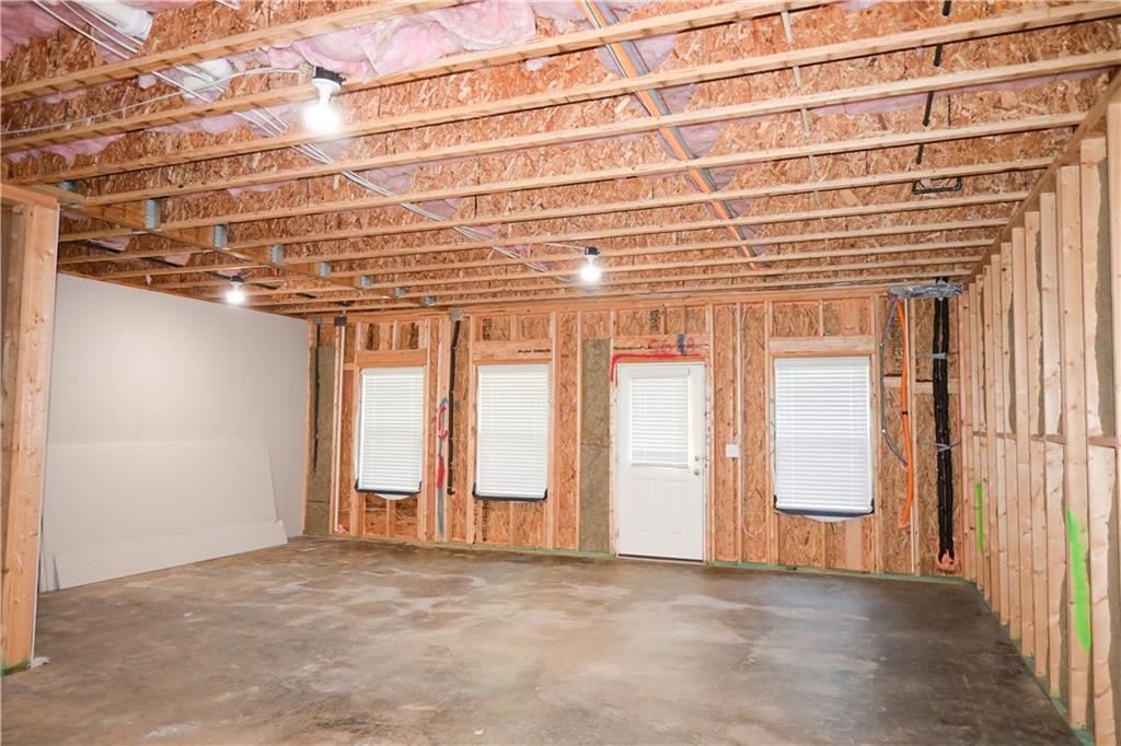 1758 Glenview Park Circle Ne Property Photo 40