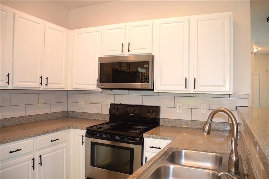3072 Cedar Glade Lane Property Photo 6