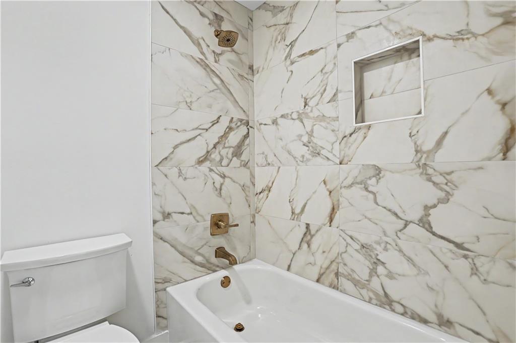 6043 Bluewater Boulevard Property Photo 29