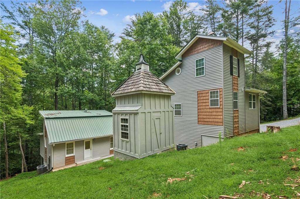 375 Deerfield Drive Property Photo 7