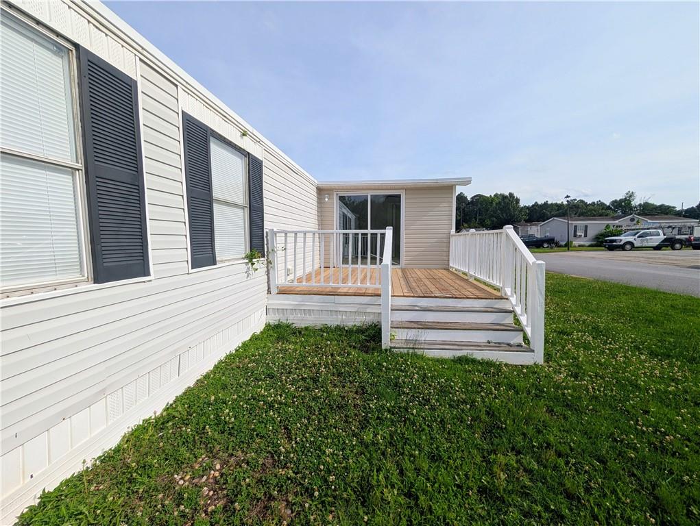 119 Seabreeze Drive Property Photo 4