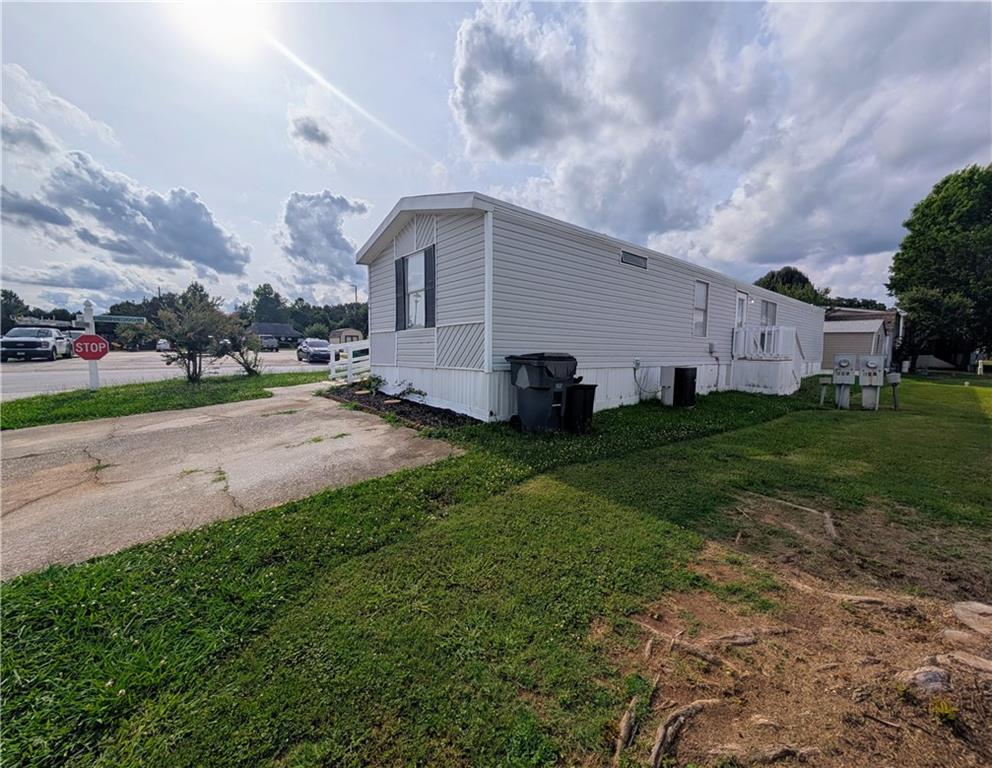 119 Seabreeze Drive Property Photo 8