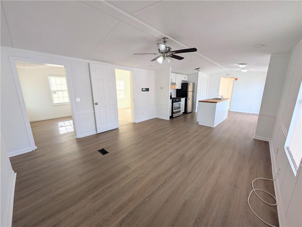 119 Seabreeze Drive Property Photo 15
