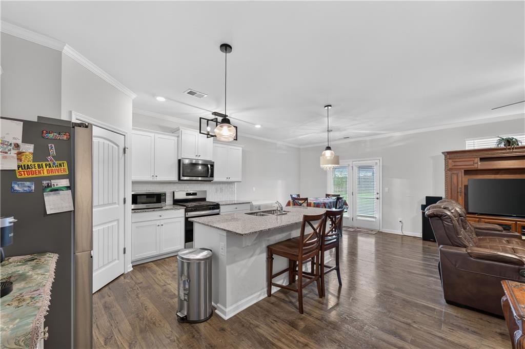 4861 Layton Drive Property Photo 12