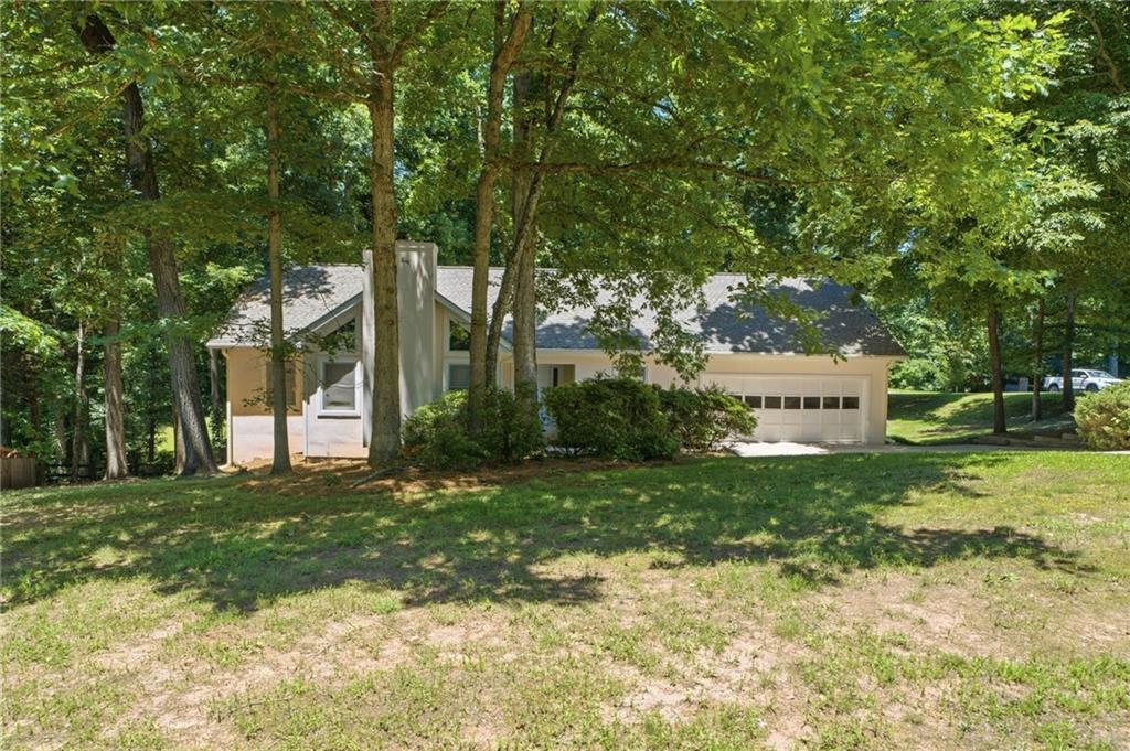 3650 Southlake Circle Property Photo 1