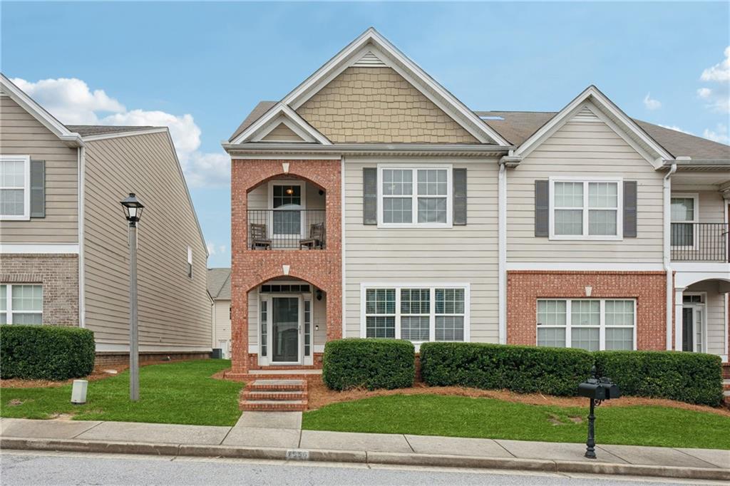 7556 Rutgers Circle Property Photo 2