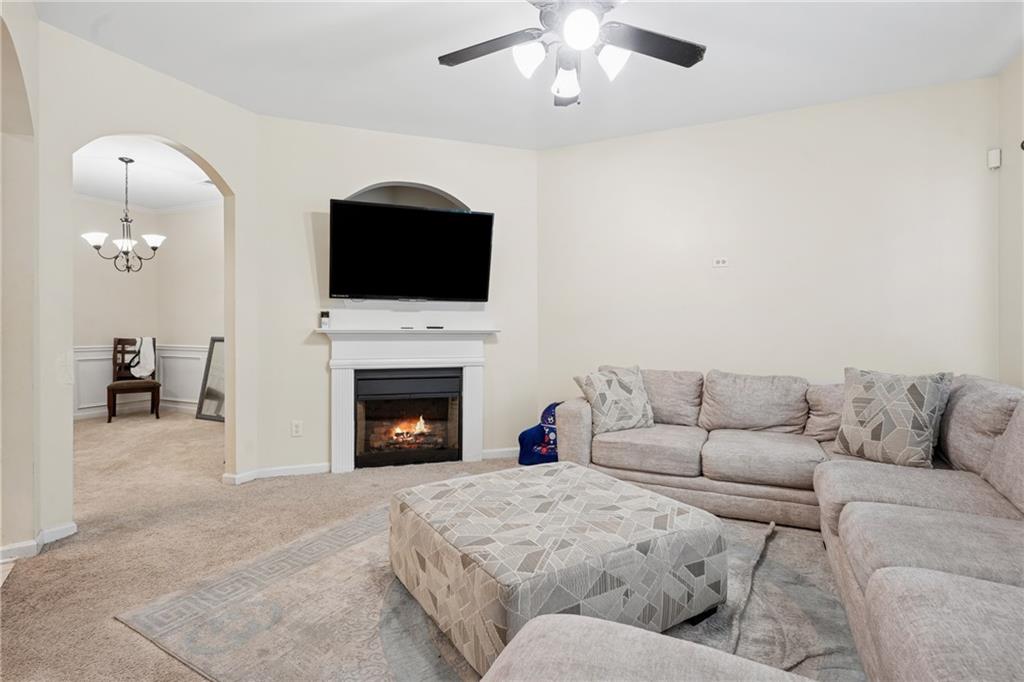7556 Rutgers Circle Property Photo 4