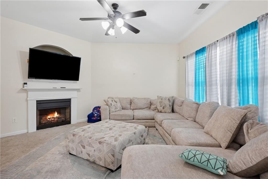 7556 Rutgers Circle Property Photo 7
