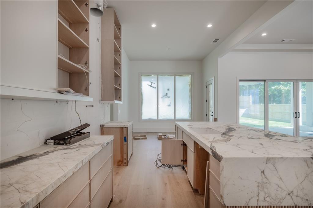 305 Hook Street Property Photo 15