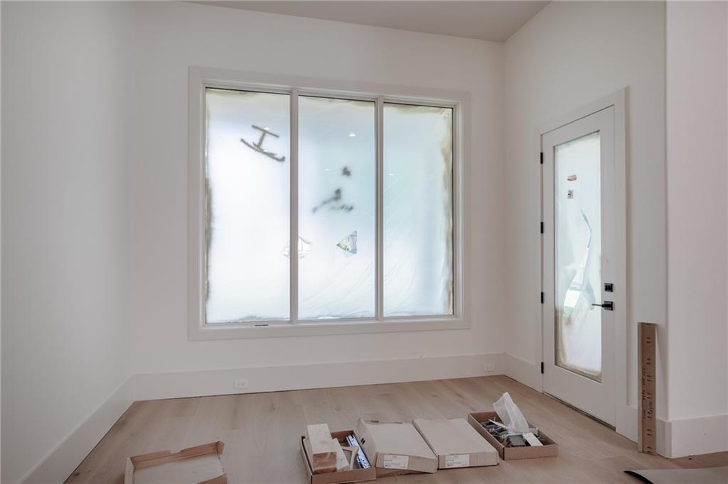 305 Hook Street Property Photo 16