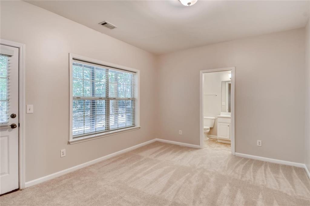 5288 Wellsley Bend Property Photo 9