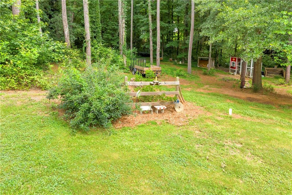 587 J B Owens Road Property Photo 9