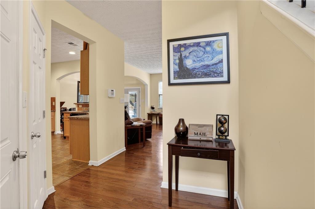 5556 Cascade Run Property Photo 5