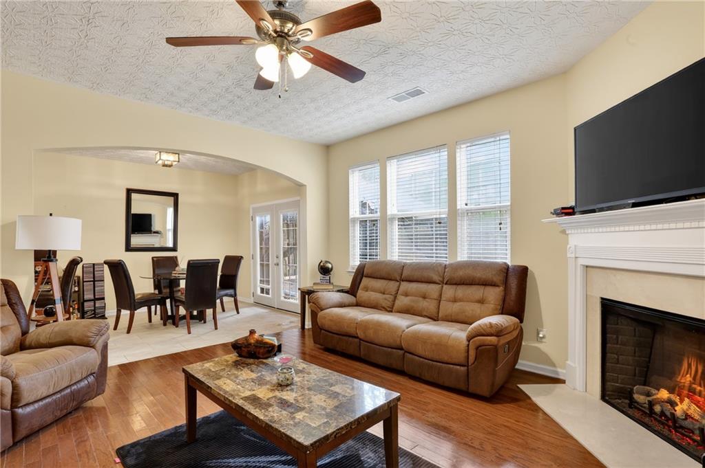 5556 Cascade Run Property Photo 9