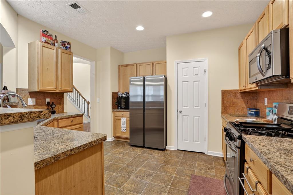 5556 Cascade Run Property Photo 15