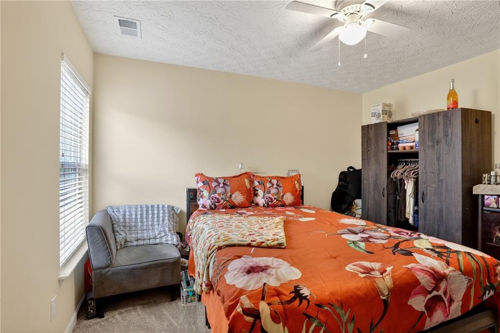 5556 Cascade Run Property Photo 28