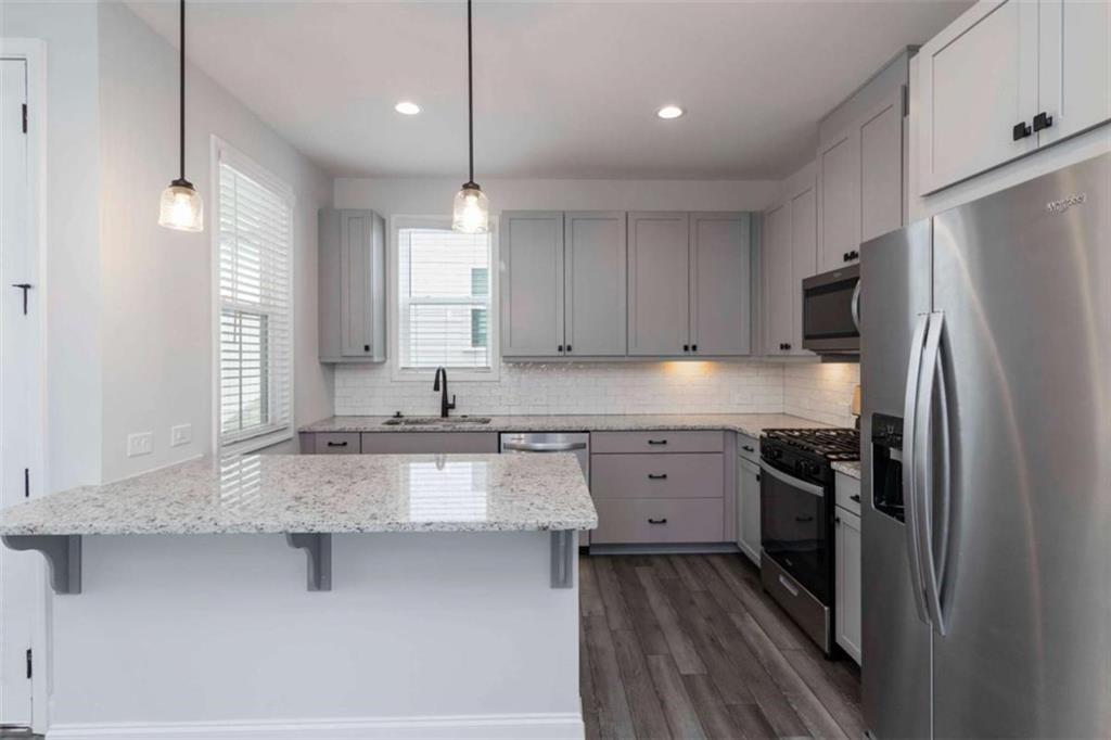 2000 Harvest Pond Circle Unit 2094 - Bramble Property Photo 3
