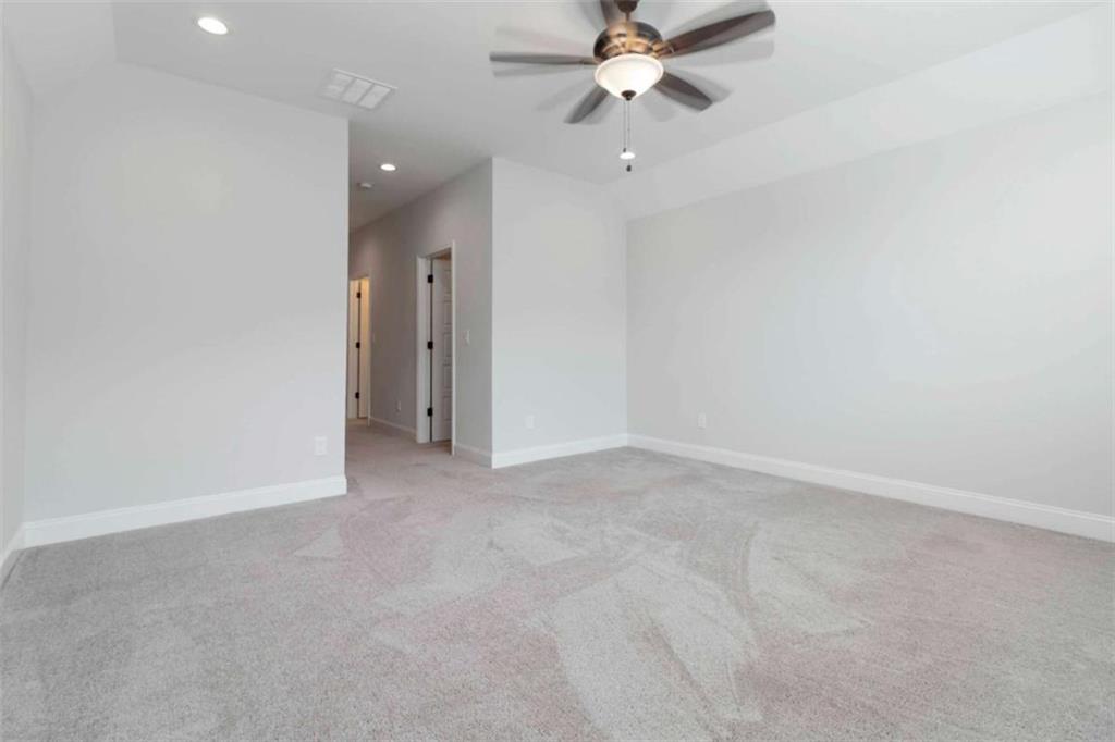 2000 Harvest Pond Circle Unit 2094 - Bramble Property Photo 16
