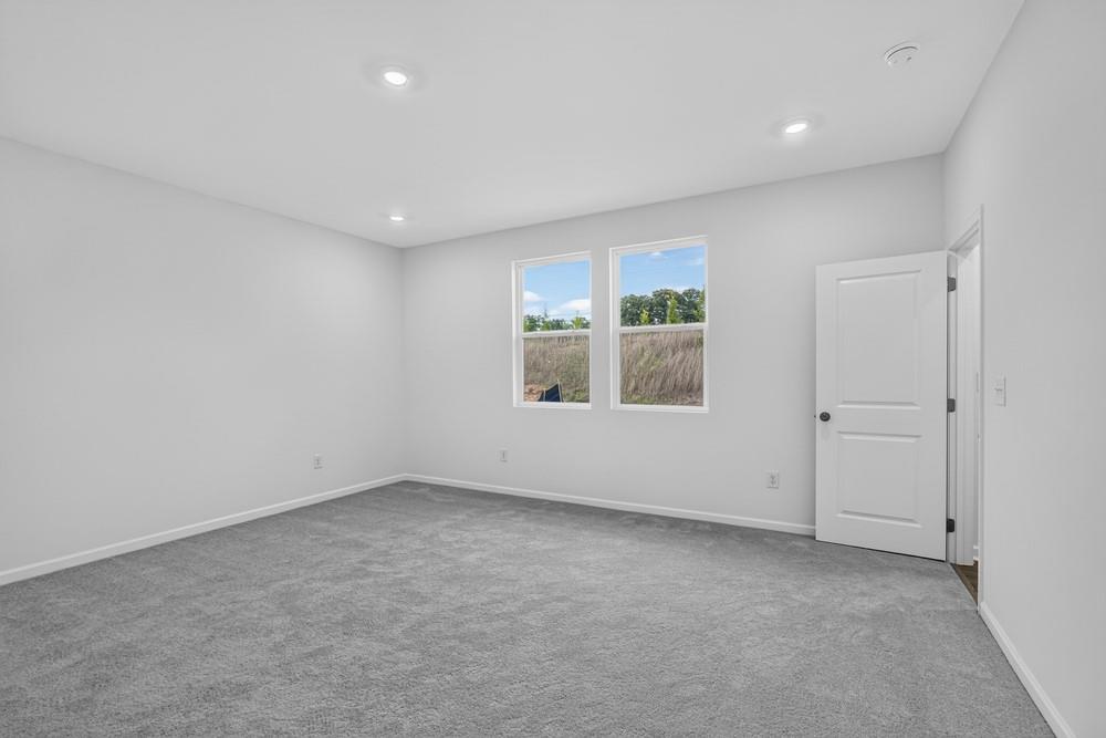 3659 Sagecrest Drive Property Photo 5