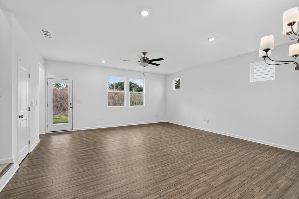 3659 Sagecrest Drive Property Photo 12