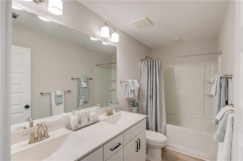60 Table Rock Court Property Photo 17