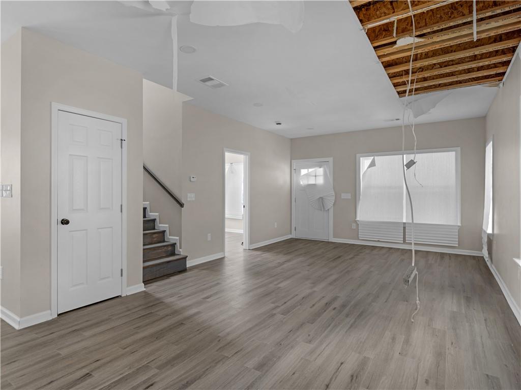 1090 Mcdaniel Street Sw Property Photo 9