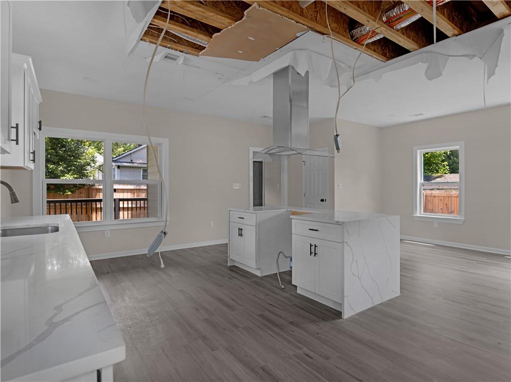 1090 Mcdaniel Street Sw Property Photo 16