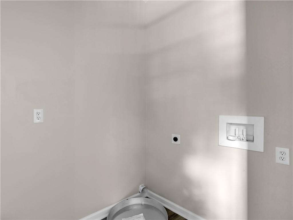 1090 Mcdaniel Street Sw Property Photo 25