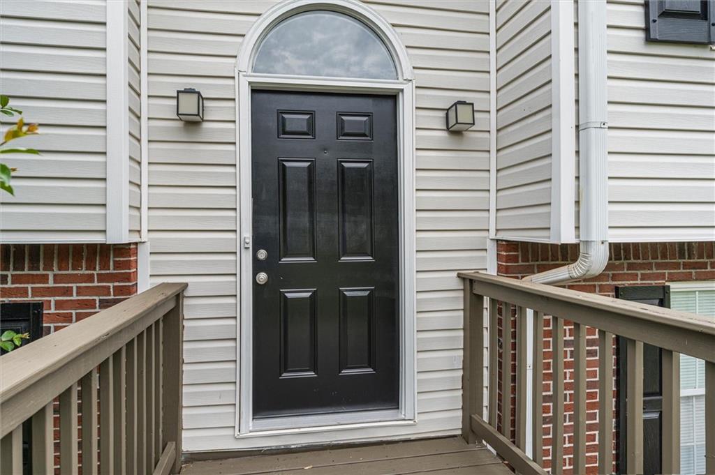 1312 Vine Circle Property Photo 4