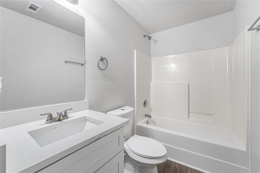 1312 Vine Circle Property Photo 28