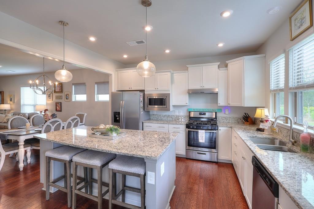 7788701 Property Photo 8