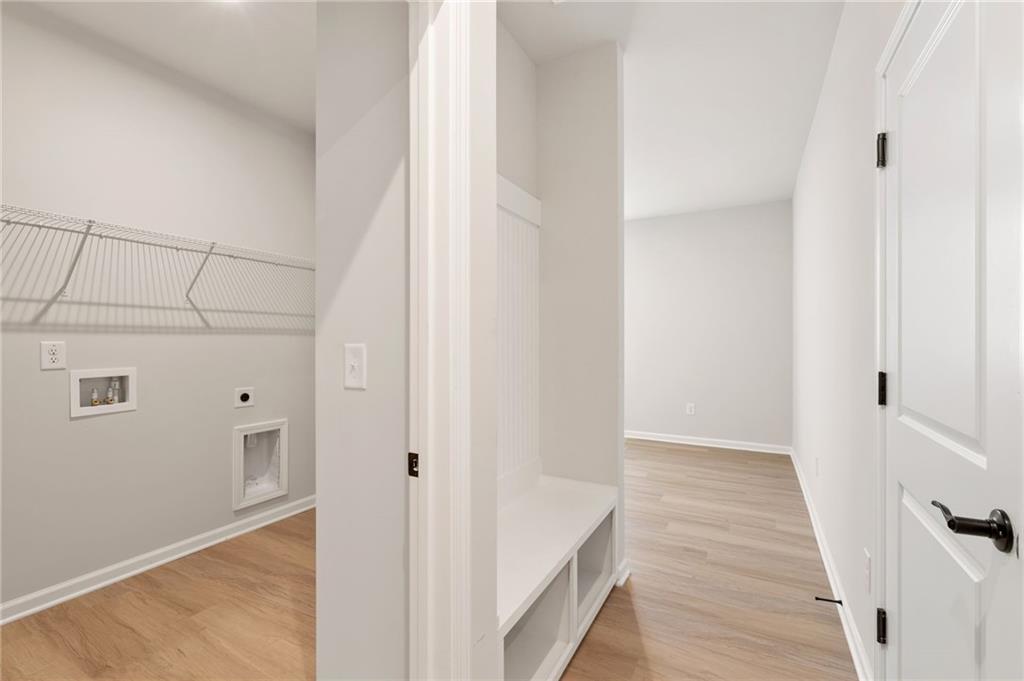 3565 Arrow Root Circle Property Photo 5