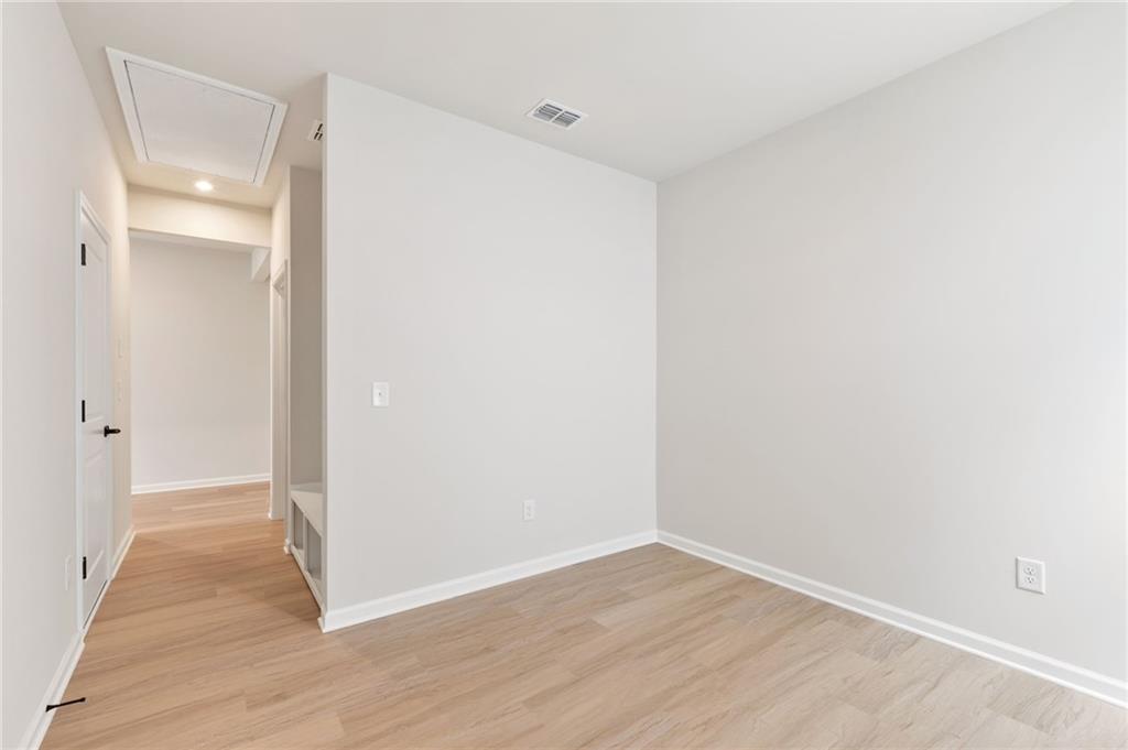3565 Arrow Root Circle Property Photo 14