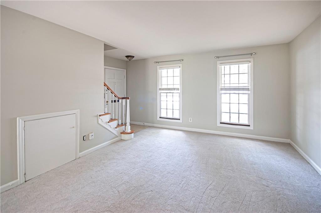 3099 Colonial Way Unit M Property Photo 4