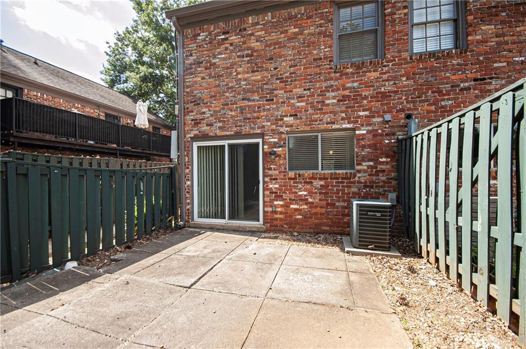 3099 Colonial Way Unit M Property Photo 10