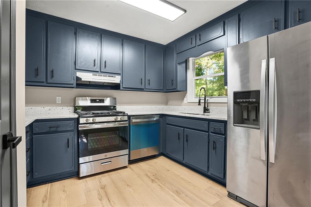 4553 Mars Court Nw Property Photo 11