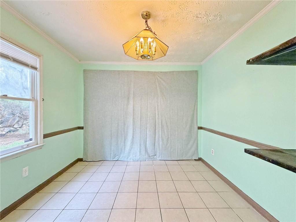 935 Six Oaks Circle Unit B Property Photo 13