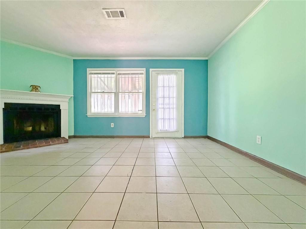 935 Six Oaks Circle Unit B Property Photo 16