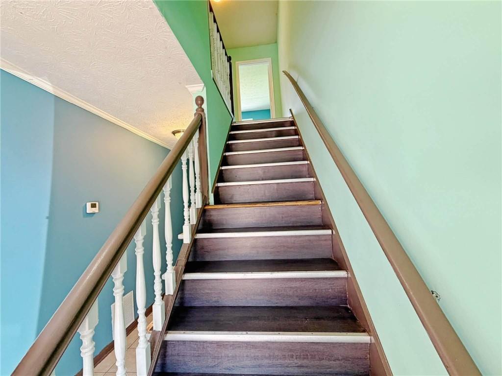 935 Six Oaks Circle Unit B Property Photo 20