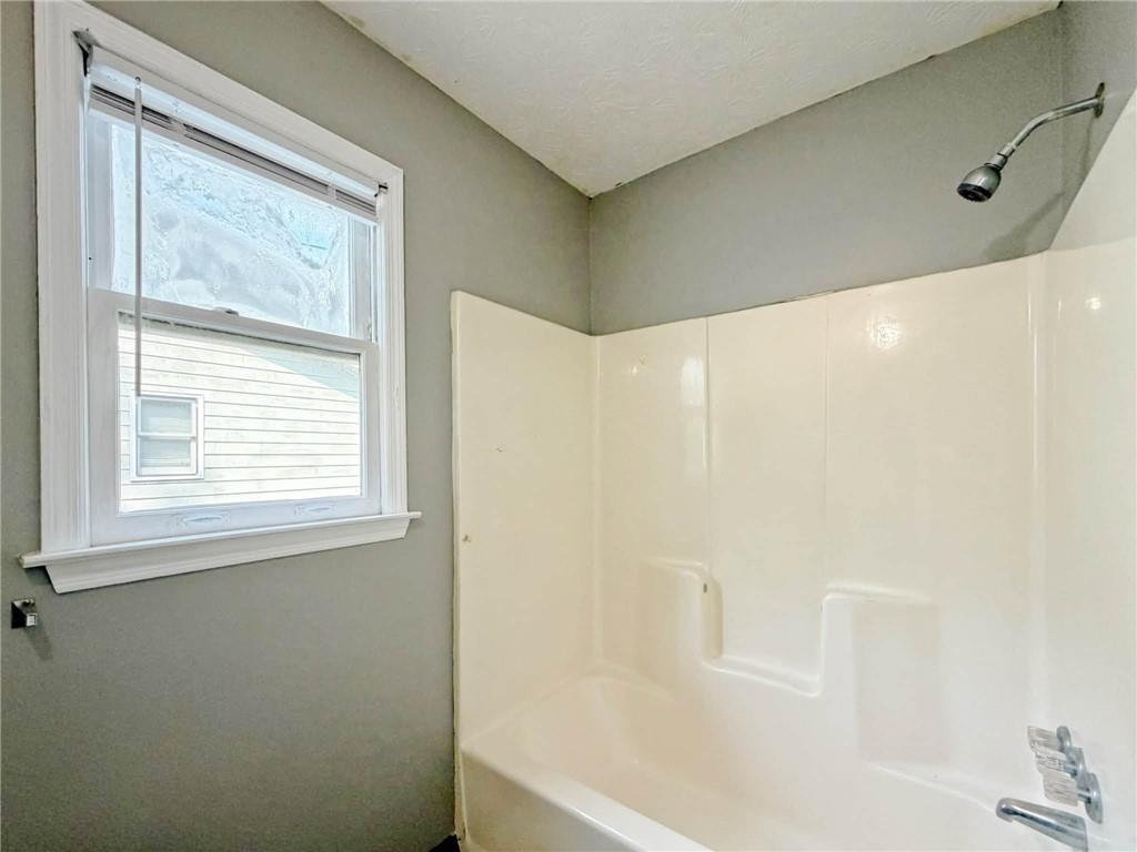 935 Six Oaks Circle Unit B Property Photo 27
