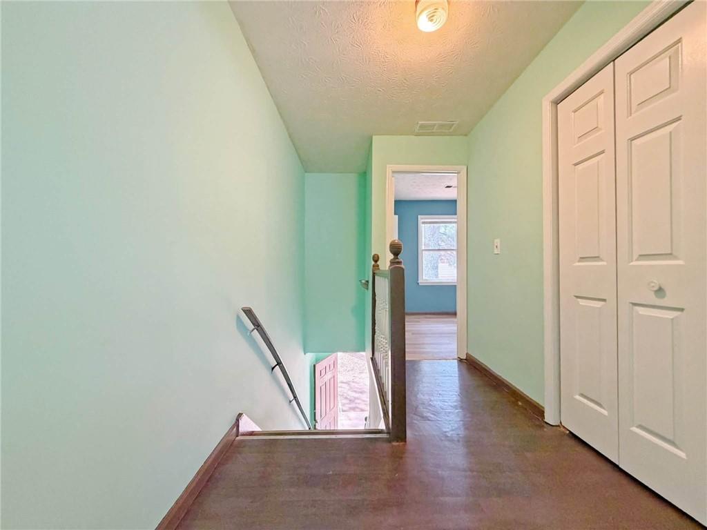 935 Six Oaks Circle Unit B Property Photo 29