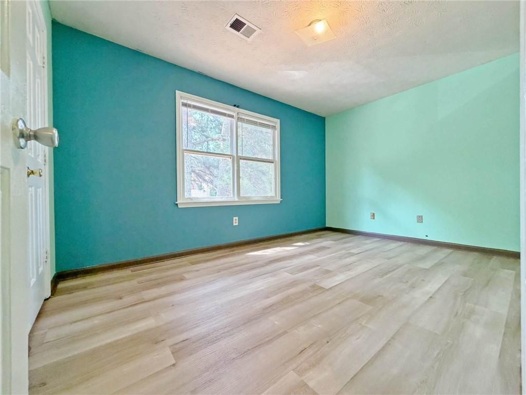 935 Six Oaks Circle Unit B Property Photo 30
