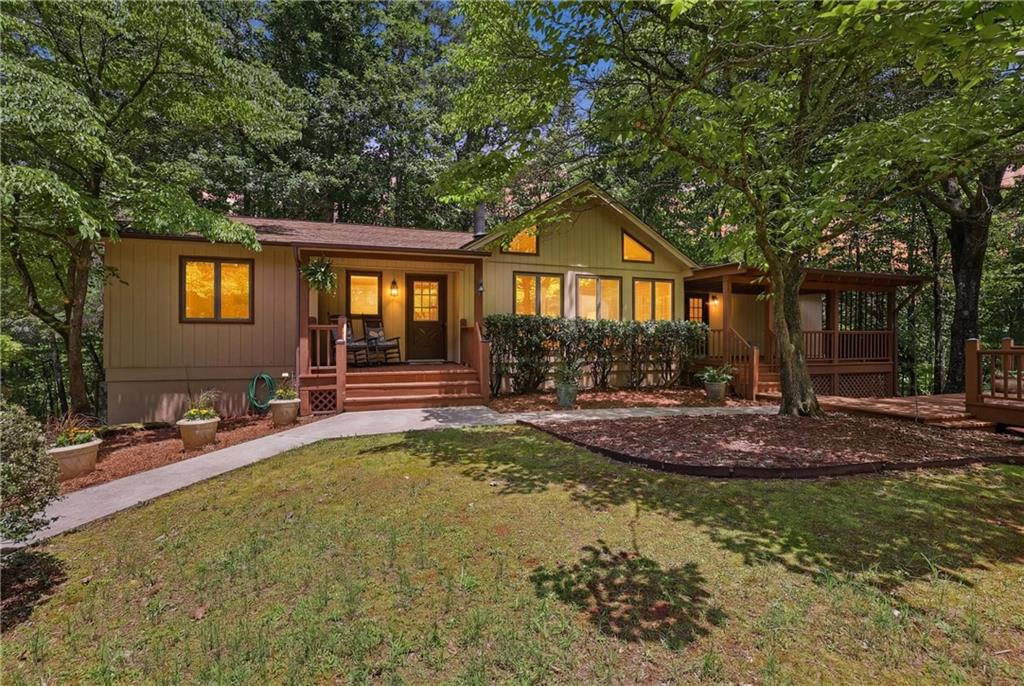 925 Horseshoe Bend Road Property Photo 1