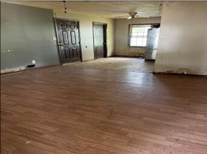15875 Dupree Drive Property Photo 3