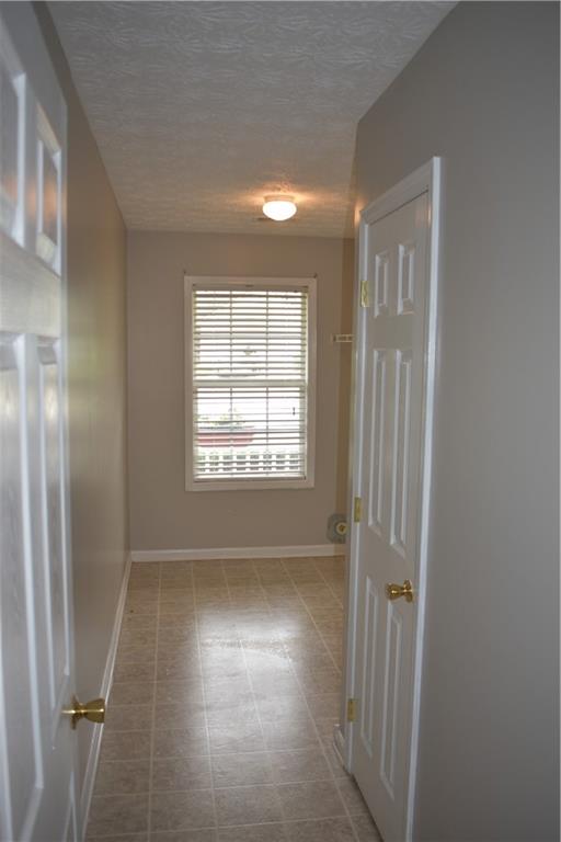 904 Meadow Walk Drive Property Photo 14